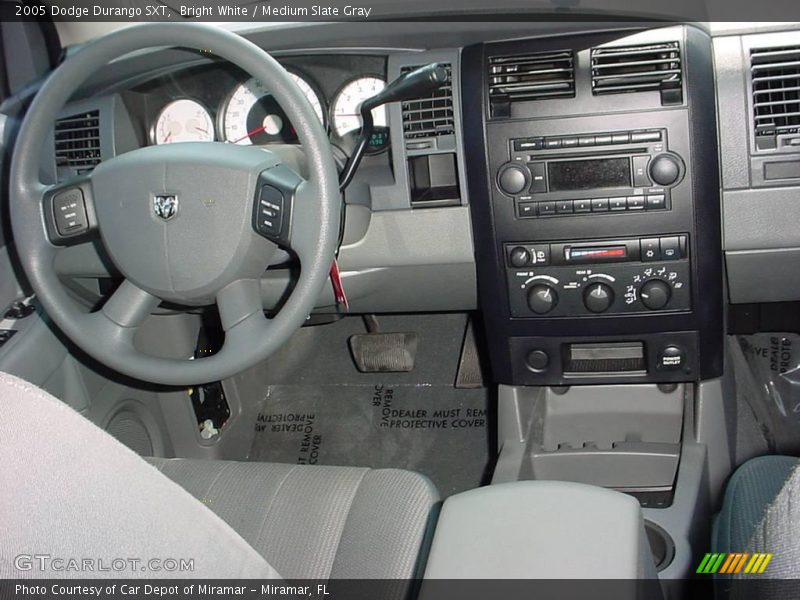 Bright White / Medium Slate Gray 2005 Dodge Durango SXT