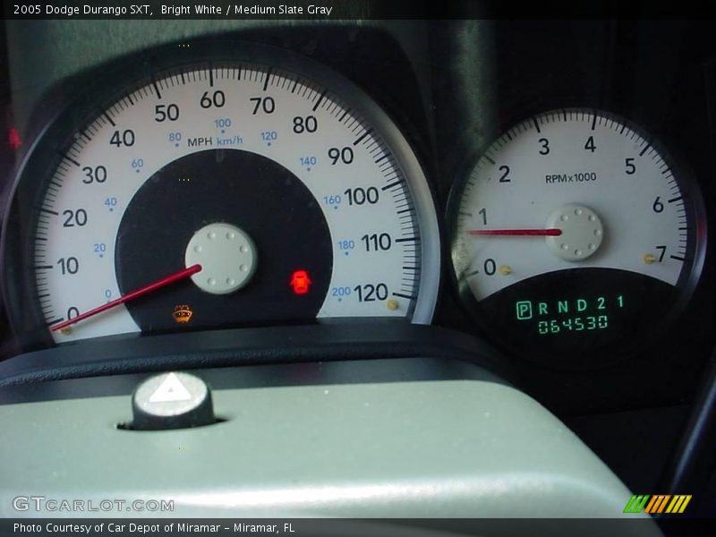 Bright White / Medium Slate Gray 2005 Dodge Durango SXT