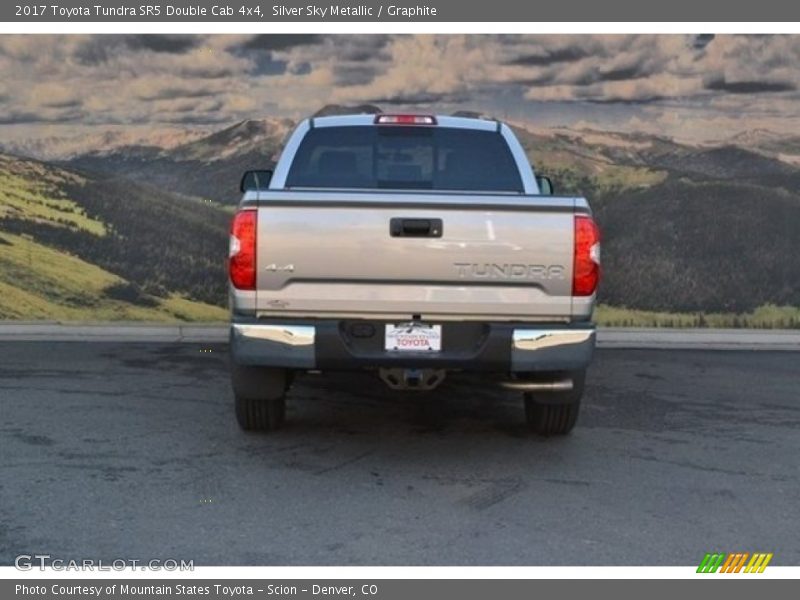 Silver Sky Metallic / Graphite 2017 Toyota Tundra SR5 Double Cab 4x4