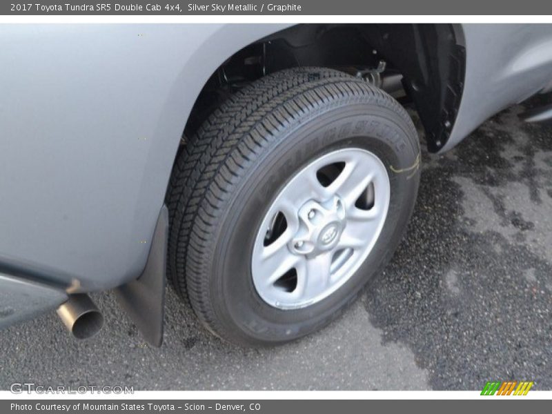 Silver Sky Metallic / Graphite 2017 Toyota Tundra SR5 Double Cab 4x4