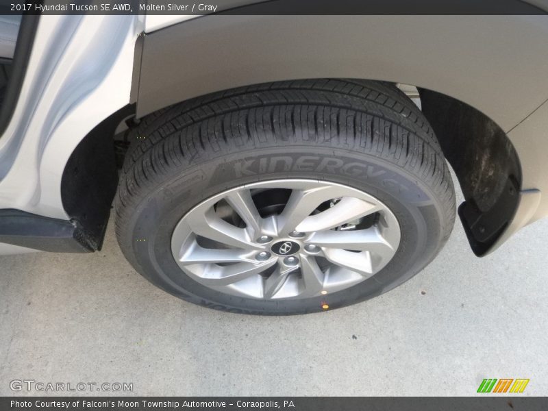 Molten Silver / Gray 2017 Hyundai Tucson SE AWD