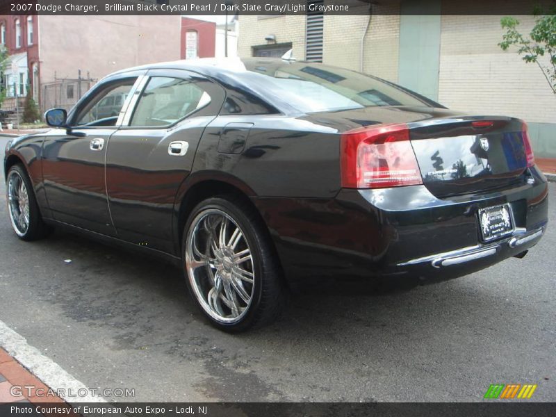 Brilliant Black Crystal Pearl / Dark Slate Gray/Light Graystone 2007 Dodge Charger