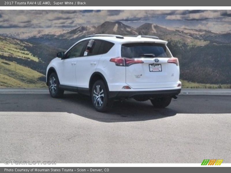 Super White / Black 2017 Toyota RAV4 LE AWD