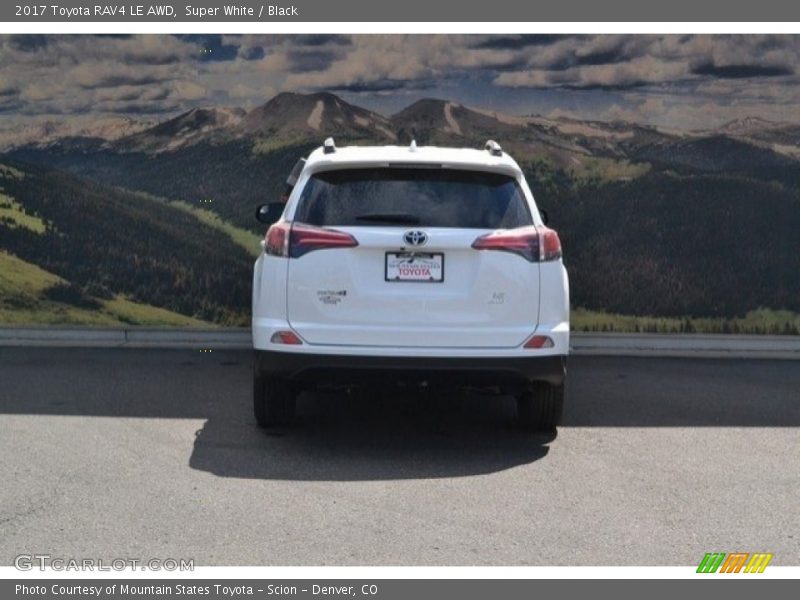 Super White / Black 2017 Toyota RAV4 LE AWD