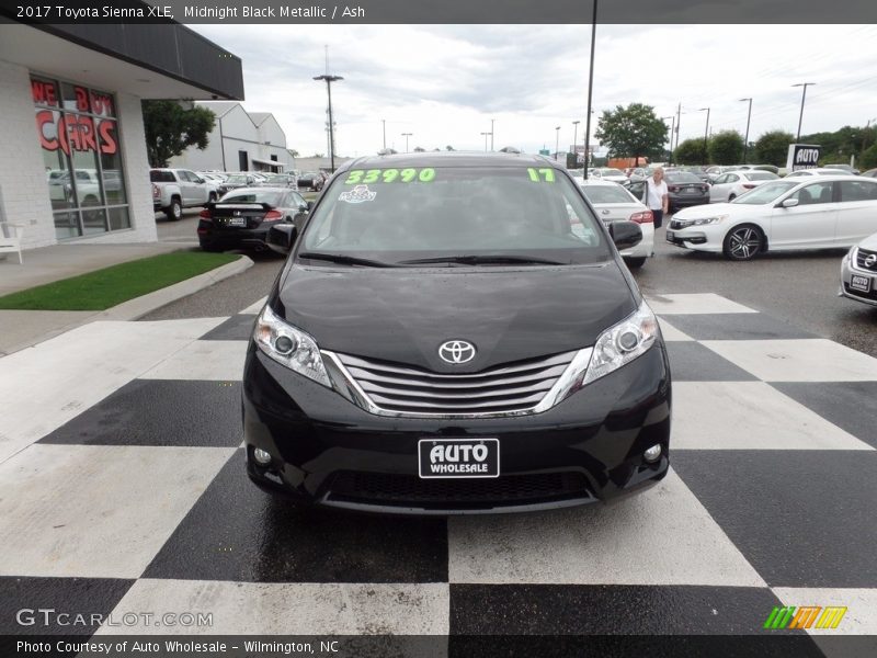 Midnight Black Metallic / Ash 2017 Toyota Sienna XLE