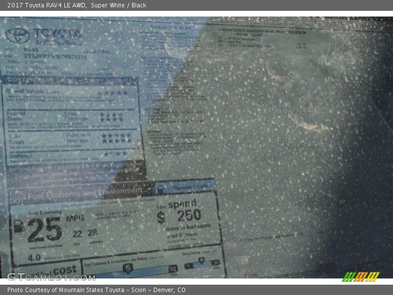 Super White / Black 2017 Toyota RAV4 LE AWD