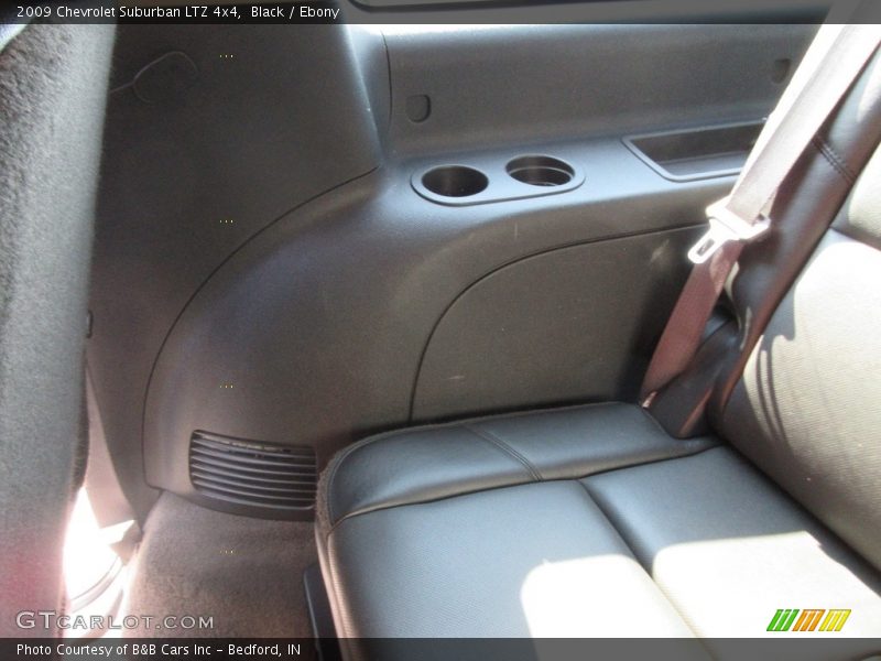 Black / Ebony 2009 Chevrolet Suburban LTZ 4x4