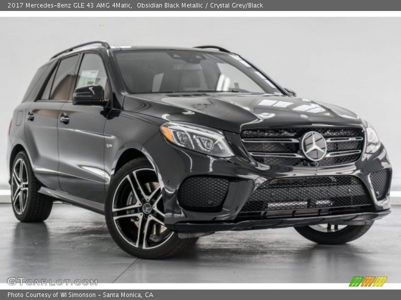 Front 3/4 View of 2017 GLE 43 AMG 4Matic