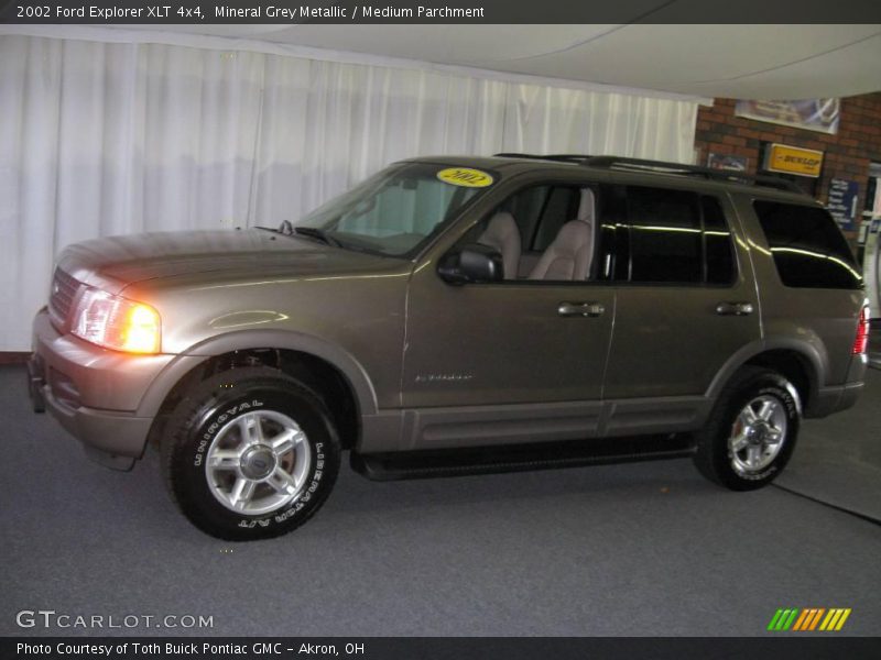 Mineral Grey Metallic / Medium Parchment 2002 Ford Explorer XLT 4x4