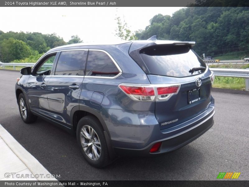 Shoreline Blue Pearl / Ash 2014 Toyota Highlander XLE AWD