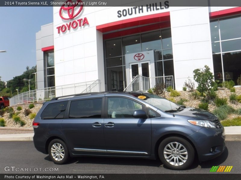 Shoreline Blue Pearl / Light Gray 2014 Toyota Sienna XLE