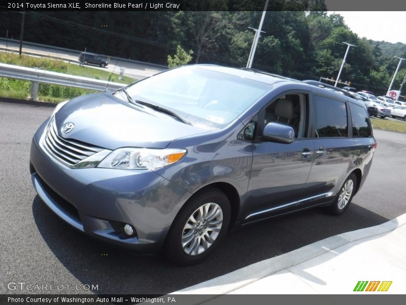 Shoreline Blue Pearl / Light Gray 2014 Toyota Sienna XLE