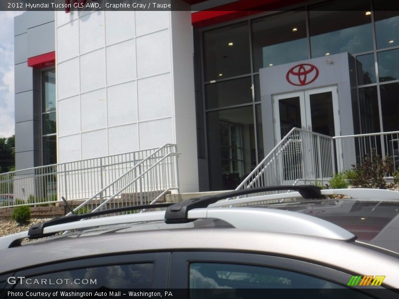 Graphite Gray / Taupe 2012 Hyundai Tucson GLS AWD