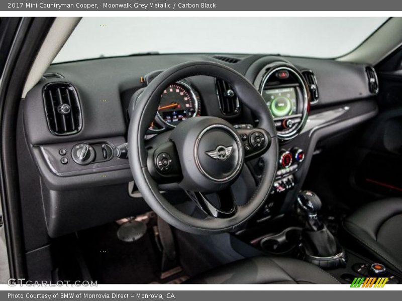 Moonwalk Grey Metallic / Carbon Black 2017 Mini Countryman Cooper