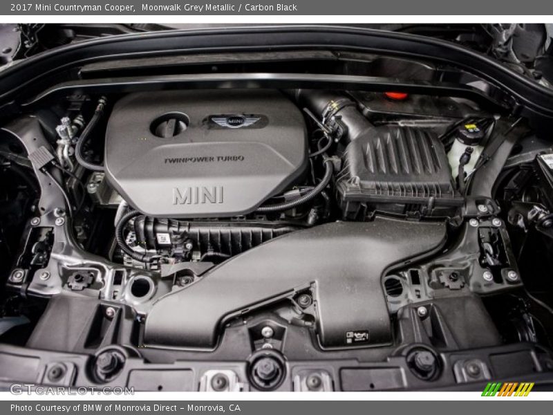 Moonwalk Grey Metallic / Carbon Black 2017 Mini Countryman Cooper