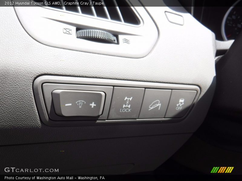 Graphite Gray / Taupe 2012 Hyundai Tucson GLS AWD