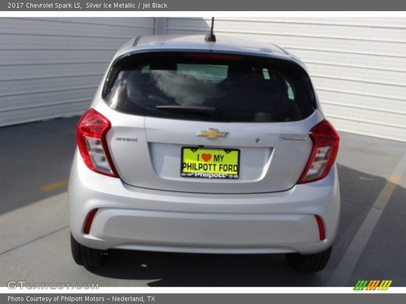 Silver Ice Metallic / Jet Black 2017 Chevrolet Spark LS