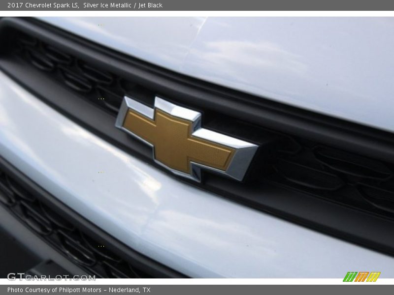 Silver Ice Metallic / Jet Black 2017 Chevrolet Spark LS