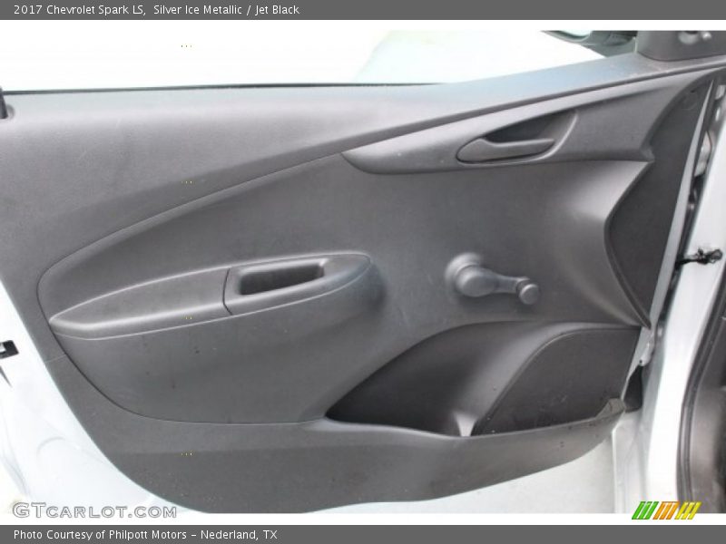 Silver Ice Metallic / Jet Black 2017 Chevrolet Spark LS