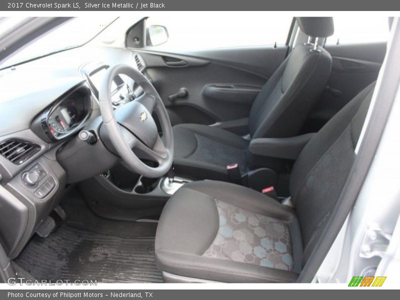 Silver Ice Metallic / Jet Black 2017 Chevrolet Spark LS