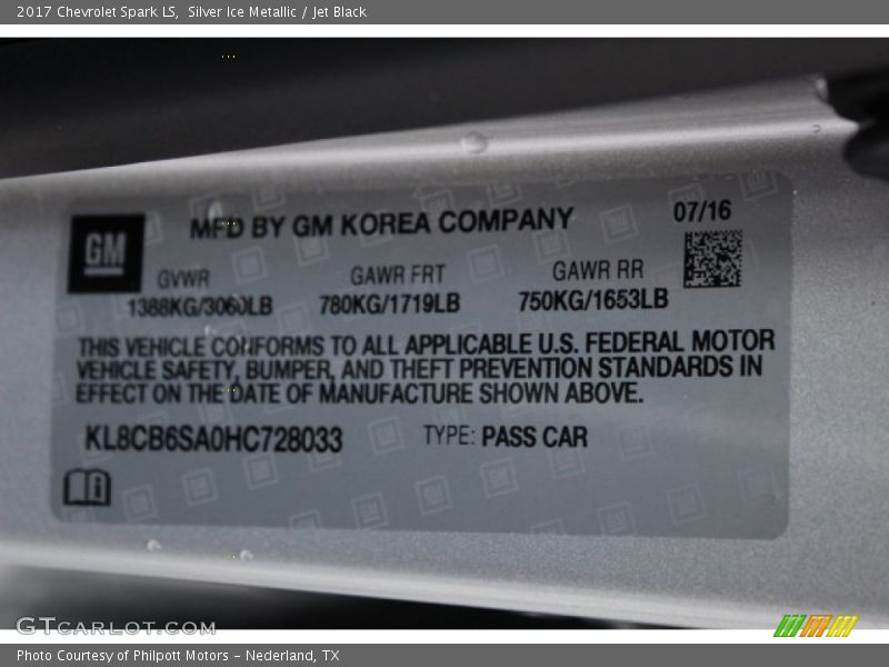 Silver Ice Metallic / Jet Black 2017 Chevrolet Spark LS