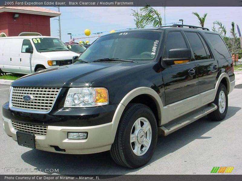 Black Clearcoat / Medium Parchment 2005 Ford Expedition Eddie Bauer
