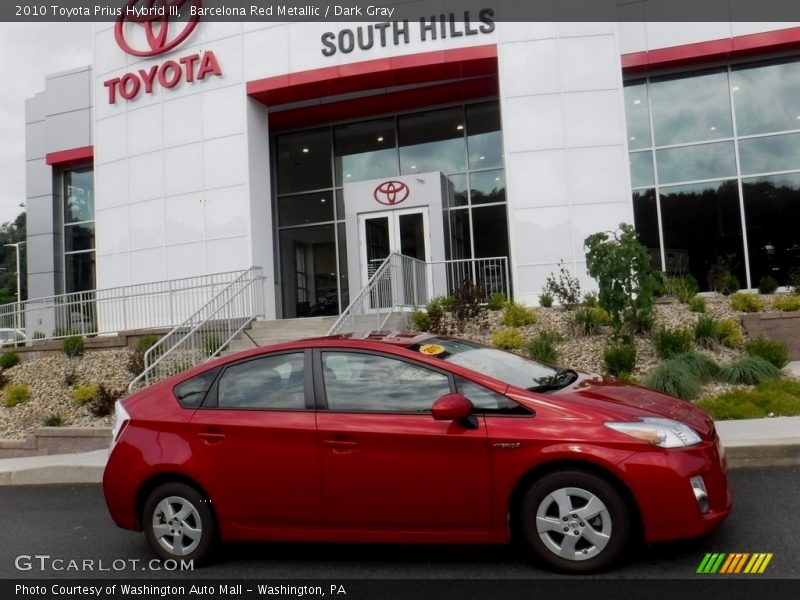 Barcelona Red Metallic / Dark Gray 2010 Toyota Prius Hybrid III