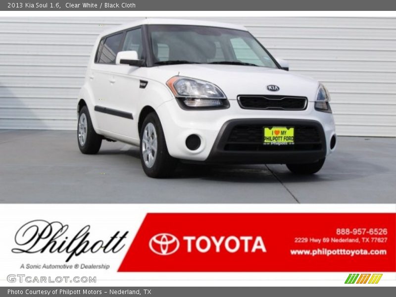 Clear White / Black Cloth 2013 Kia Soul 1.6