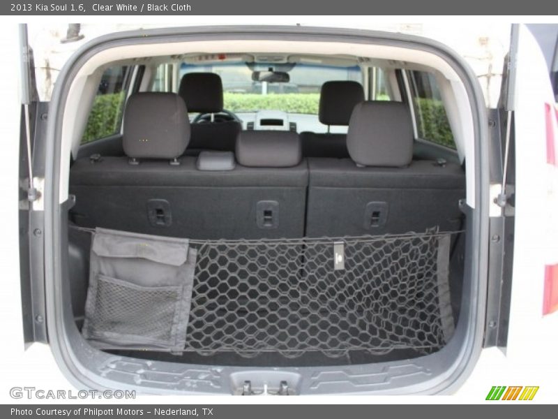 Clear White / Black Cloth 2013 Kia Soul 1.6