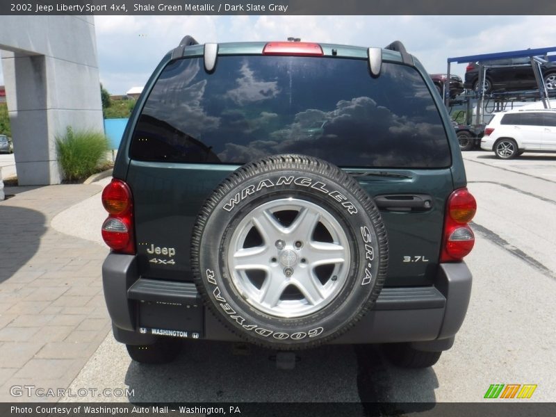 Shale Green Metallic / Dark Slate Gray 2002 Jeep Liberty Sport 4x4