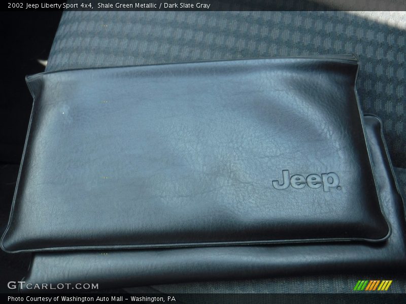Shale Green Metallic / Dark Slate Gray 2002 Jeep Liberty Sport 4x4