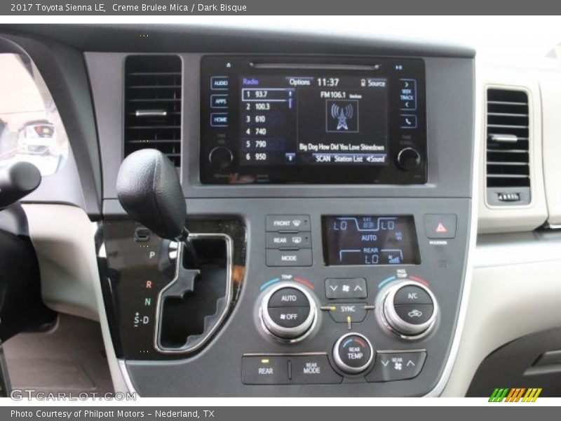 Creme Brulee Mica / Dark Bisque 2017 Toyota Sienna LE