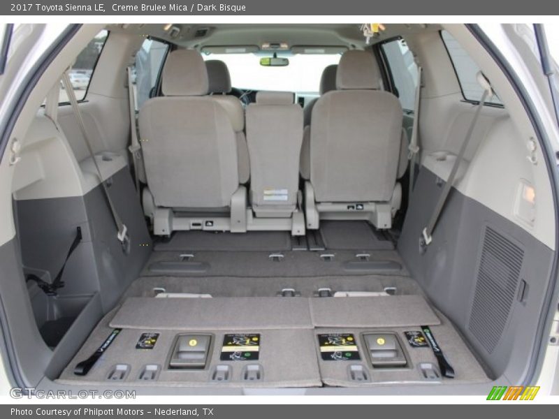 Creme Brulee Mica / Dark Bisque 2017 Toyota Sienna LE