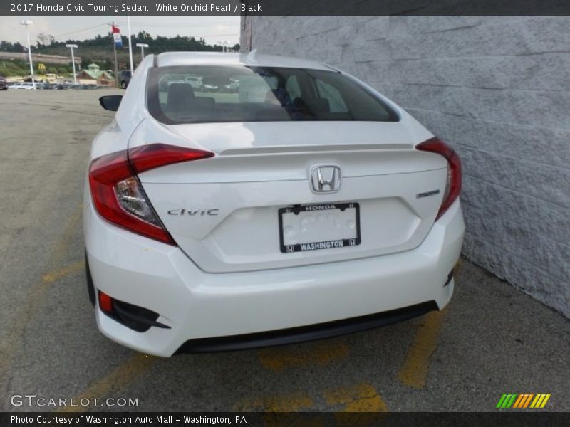 White Orchid Pearl / Black 2017 Honda Civic Touring Sedan