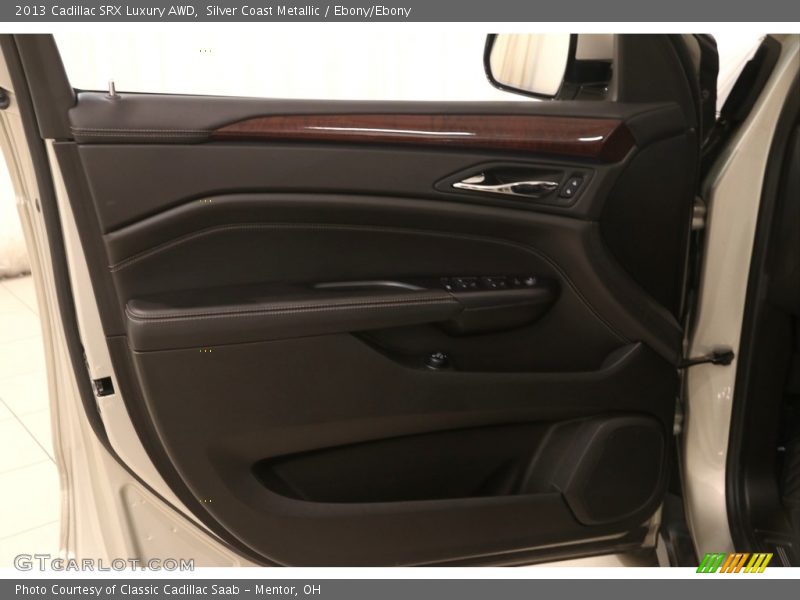 Silver Coast Metallic / Ebony/Ebony 2013 Cadillac SRX Luxury AWD
