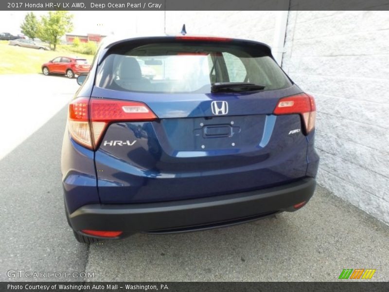 Deep Ocean Pearl / Gray 2017 Honda HR-V LX AWD