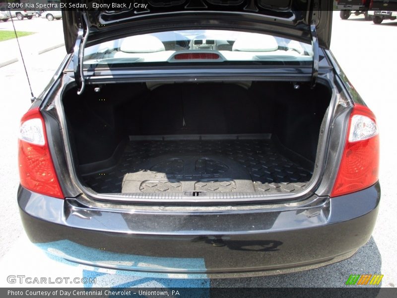Ebony Black / Gray 2006 Kia Spectra EX Sedan