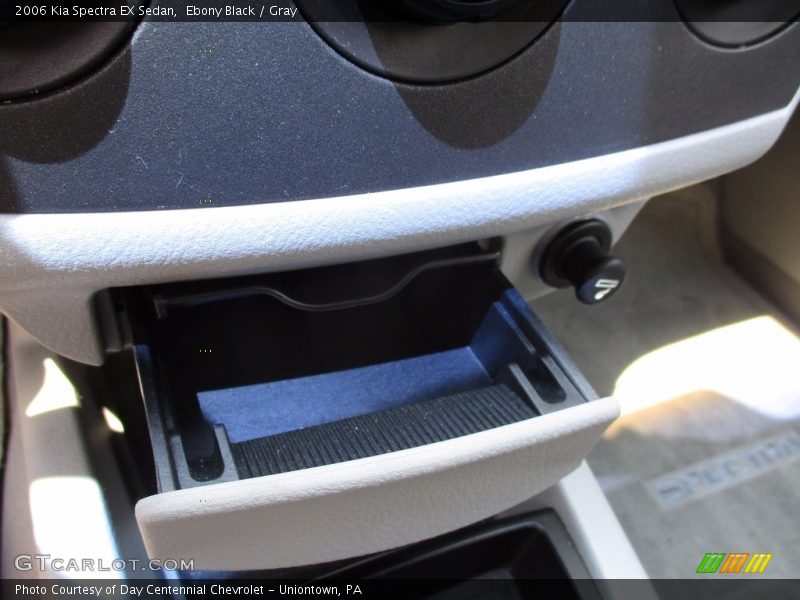 Ebony Black / Gray 2006 Kia Spectra EX Sedan