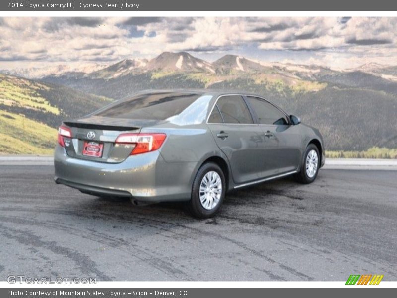 Cypress Pearl / Ivory 2014 Toyota Camry LE