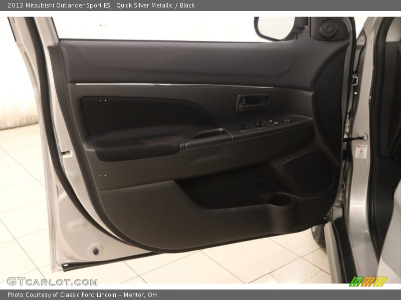 Quick Silver Metallic / Black 2013 Mitsubishi Outlander Sport ES