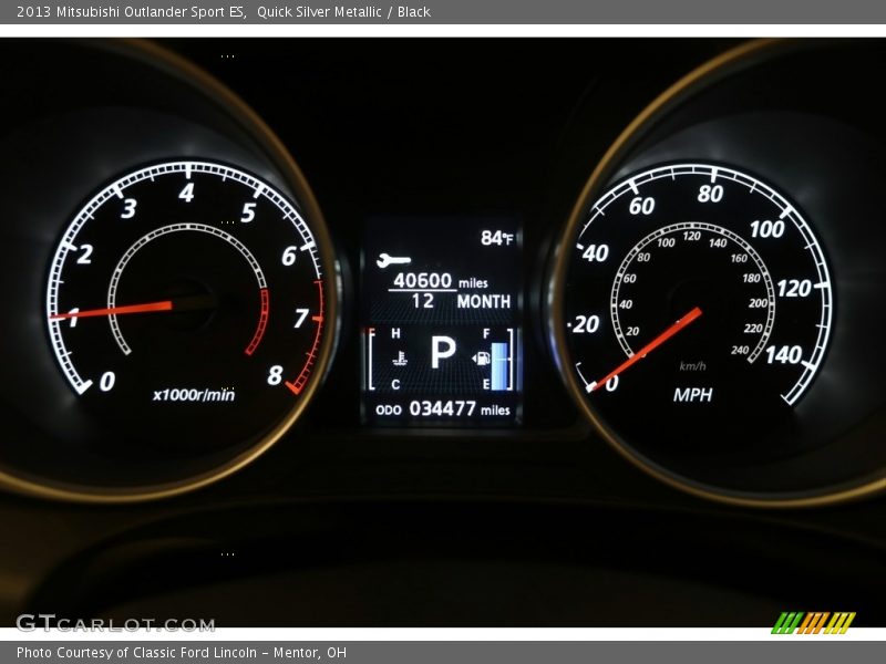 Quick Silver Metallic / Black 2013 Mitsubishi Outlander Sport ES