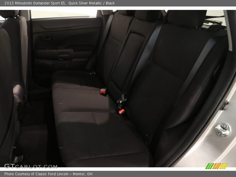 Quick Silver Metallic / Black 2013 Mitsubishi Outlander Sport ES