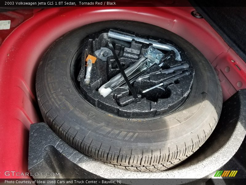 Tornado Red / Black 2003 Volkswagen Jetta GLS 1.8T Sedan