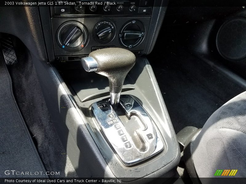 Tornado Red / Black 2003 Volkswagen Jetta GLS 1.8T Sedan