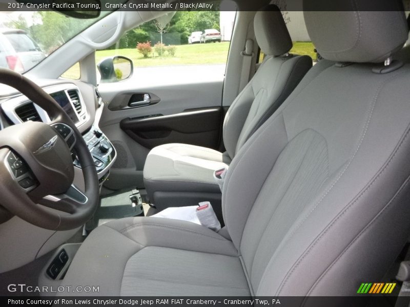 Granite Crystal Metallic / Black/Alloy 2017 Chrysler Pacifica Touring
