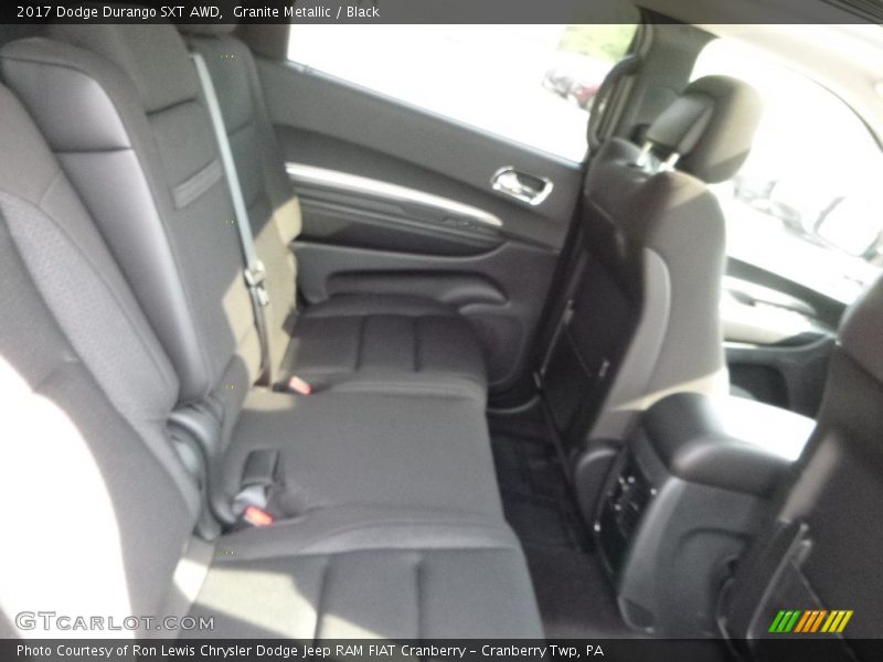 Granite Metallic / Black 2017 Dodge Durango SXT AWD
