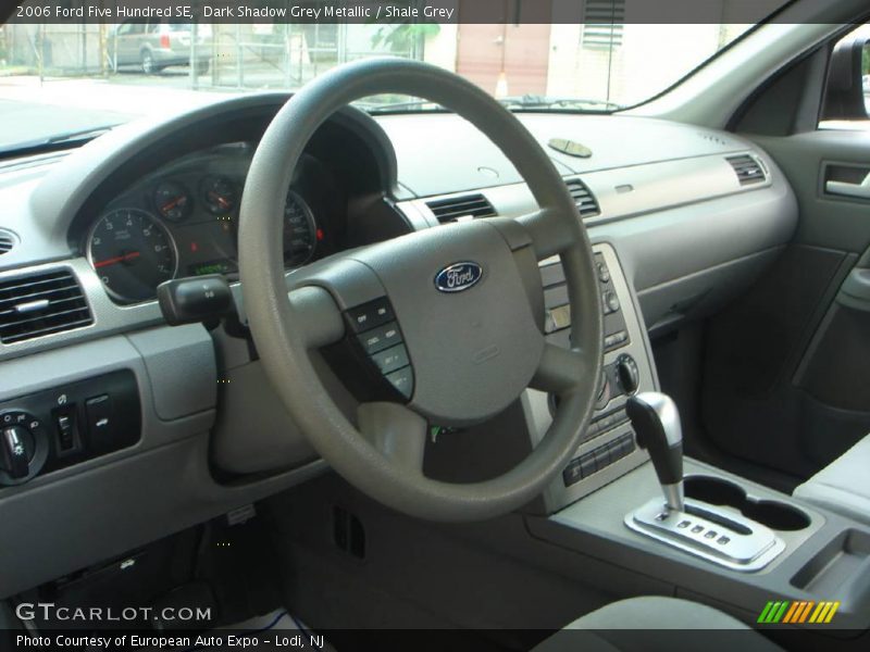 Dark Shadow Grey Metallic / Shale Grey 2006 Ford Five Hundred SE