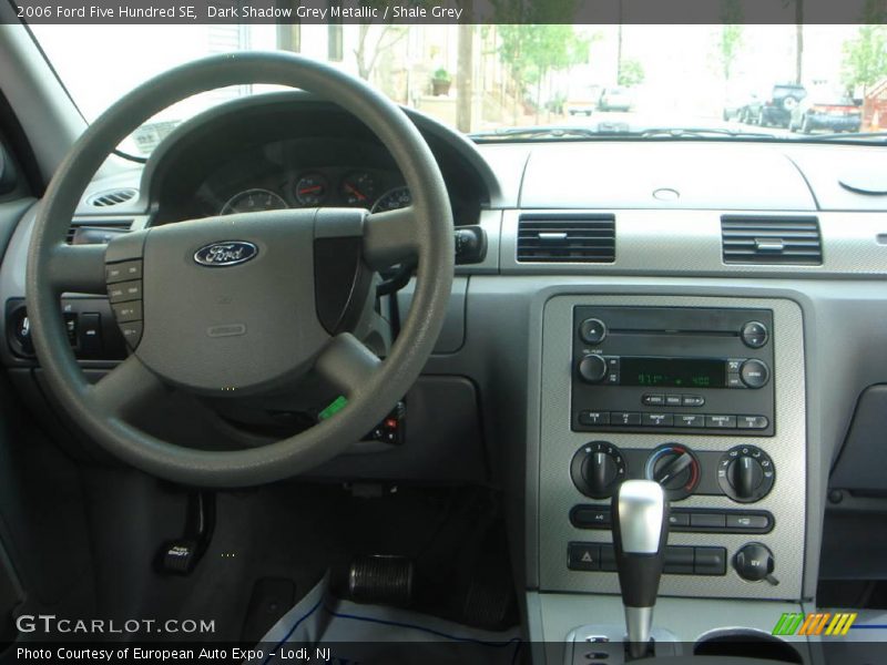 Dark Shadow Grey Metallic / Shale Grey 2006 Ford Five Hundred SE