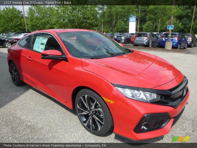 Front 3/4 View of 2017 Civic Si Coupe