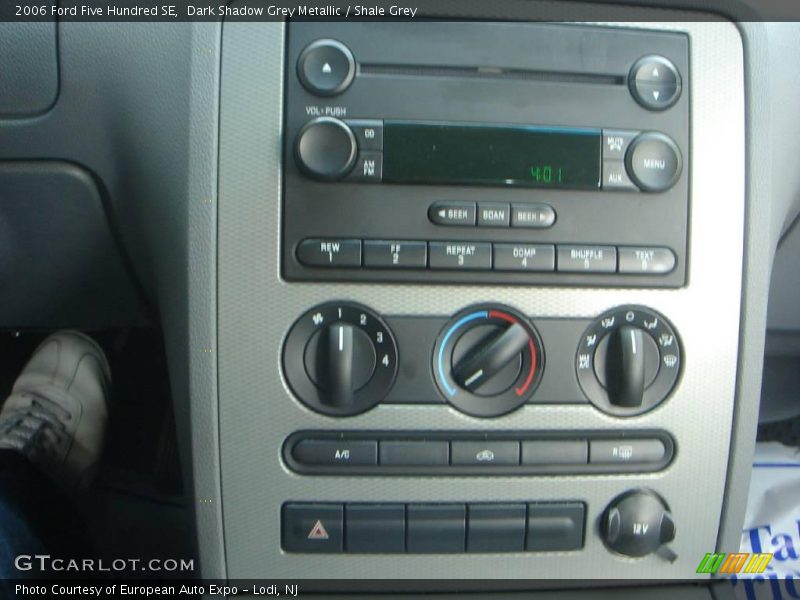 Dark Shadow Grey Metallic / Shale Grey 2006 Ford Five Hundred SE
